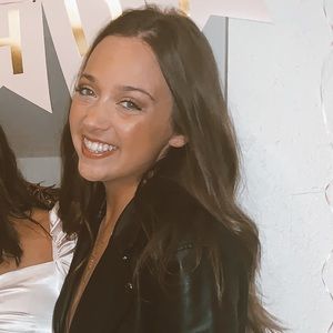 Meet your Posher, Ariana